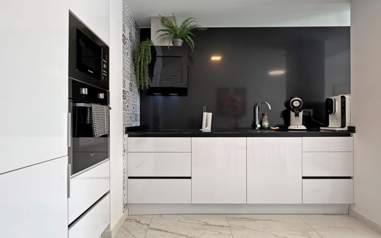 2 soverom Leilighet til salgs i Los Altos med svømmebasseng - € 249 000 (Ref: 9927860)