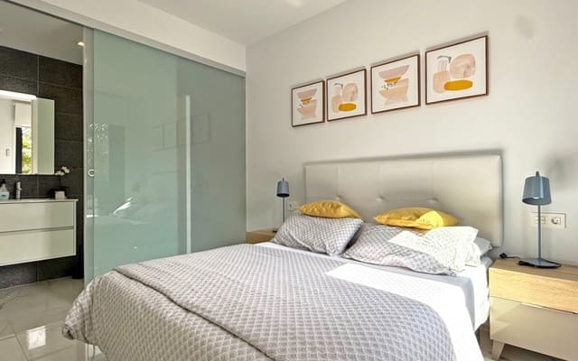 2 soverom Leilighet til salgs i Los Altos med svømmebasseng - € 249 000 (Ref: 9927860)