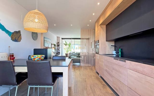 3 makuuhuone Huoneisto myytävänä paikassa Cabo de Palos, Cartagena mukana uima-altaan - 498 000 € (Ref: 9927861)