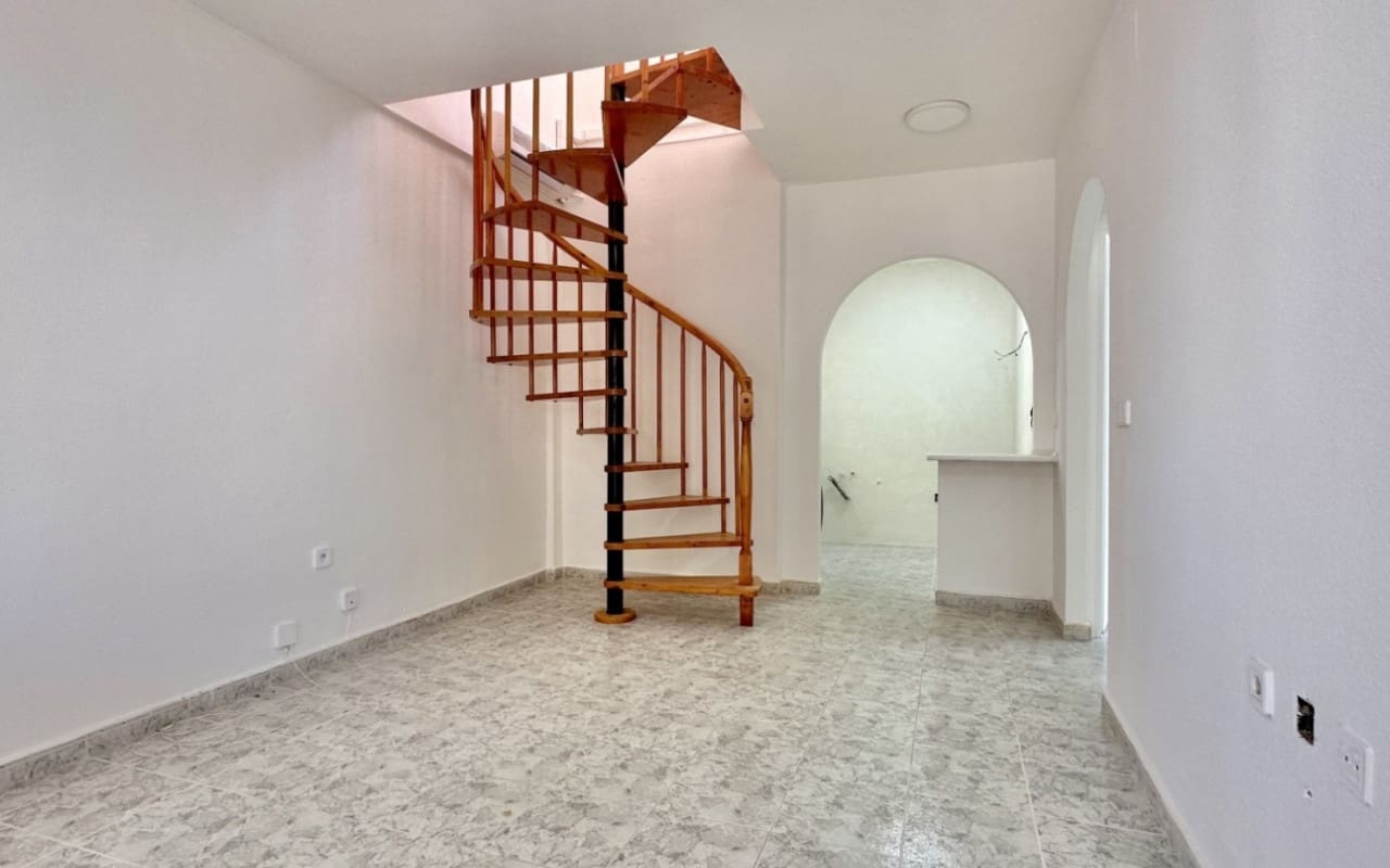 2 bedroom Apartment for sale in Playa Flamenca with pool - € 139,000 (Ref: 9927862)
