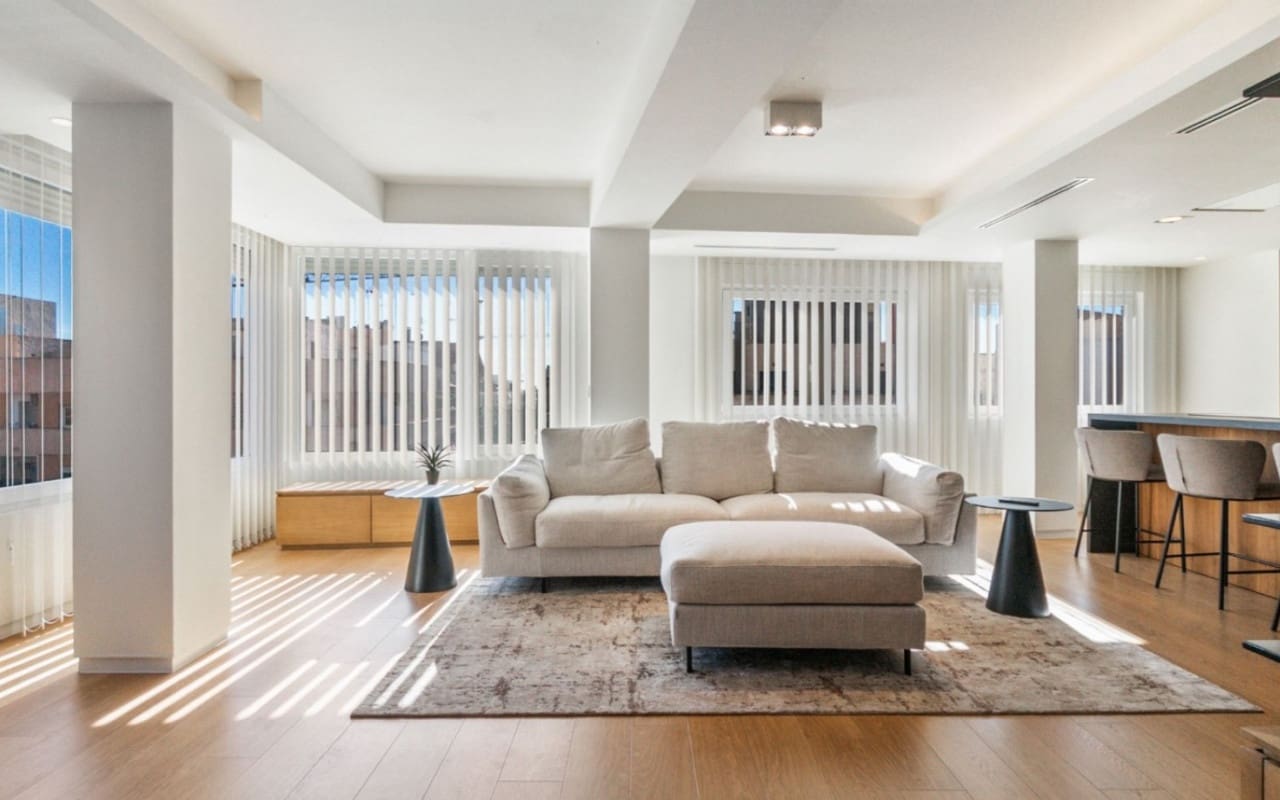 2 makuuhuone Kattohuoneisto myytävänä paikassa Torrevieja - 349 000 € (Ref: 9927866)