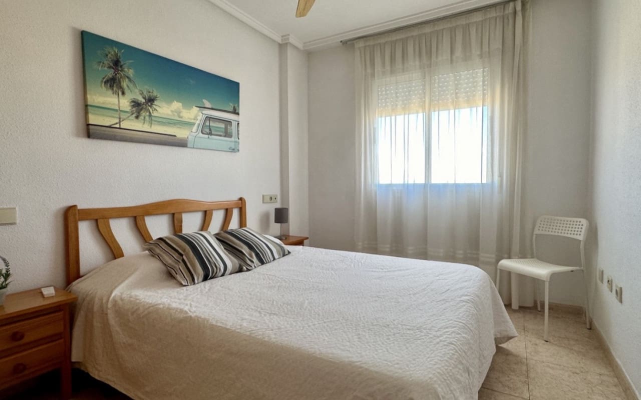 2 soverom Leilighet til salgs i Torrevieja med svømmebasseng - € 148 500 (Ref: 9927867)