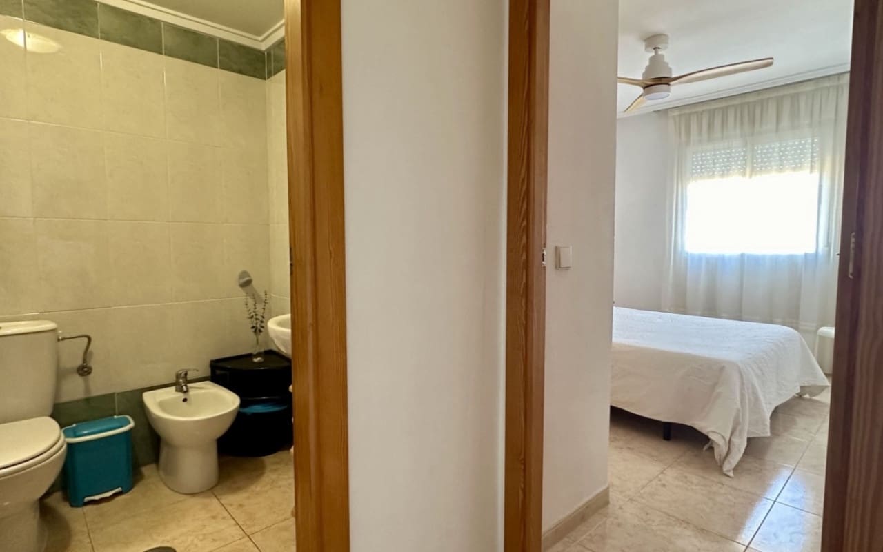 2 soverom Leilighet til salgs i Torrevieja med svømmebasseng - € 148 500 (Ref: 9927867)