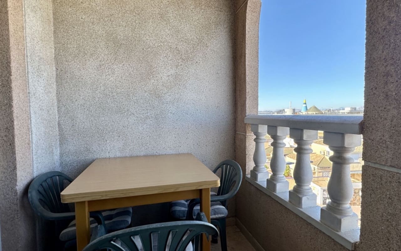 2 soverom Leilighet til salgs i Torrevieja med svømmebasseng - € 148 500 (Ref: 9927867)