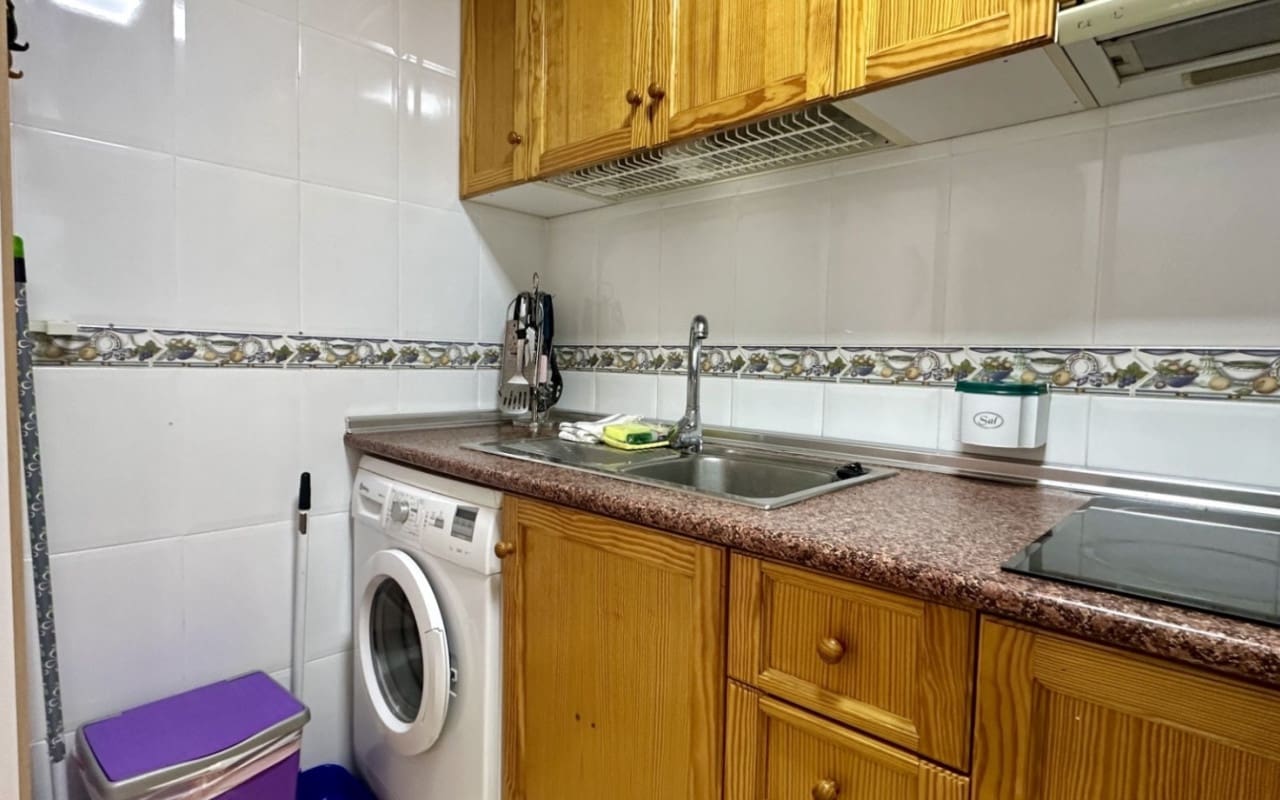 2 sovrum Lägenhet till salu i Torrevieja - 159 000 € (Ref: 9927868)