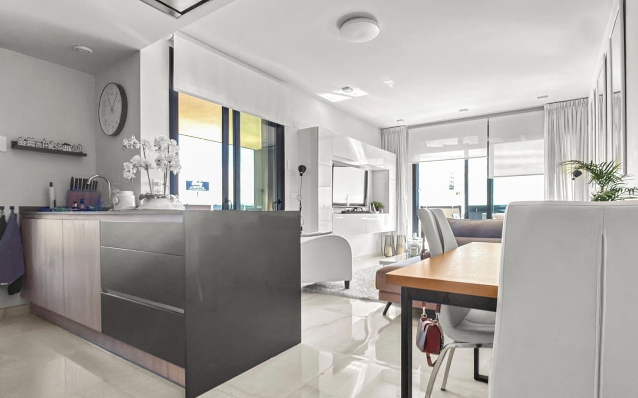 3 bedroom Beach Apartment for sale in Playa Flamenca with pool - € 450,000 (Ref: 9927871)