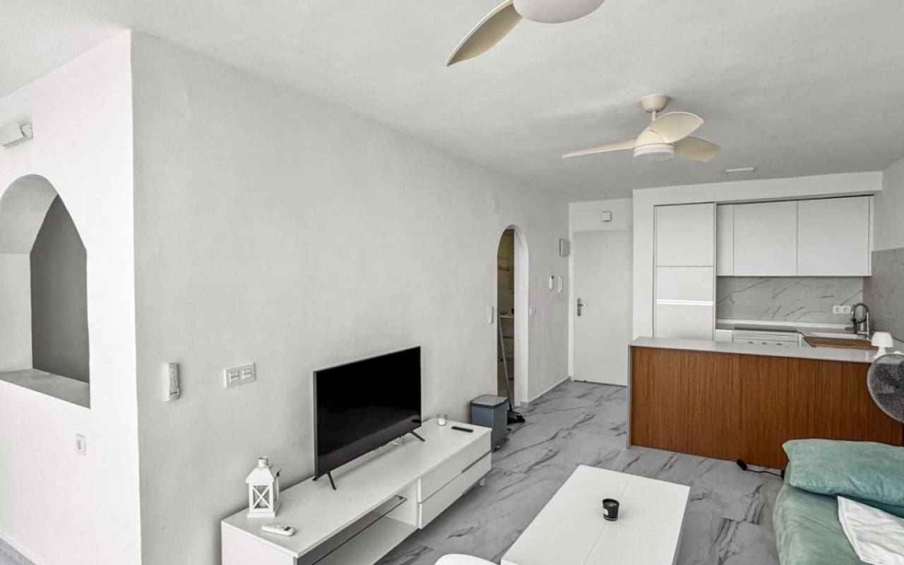 1 sovrum Lägenhet till salu i Orihuela Costa - 245 000 € (Ref: 9927877)