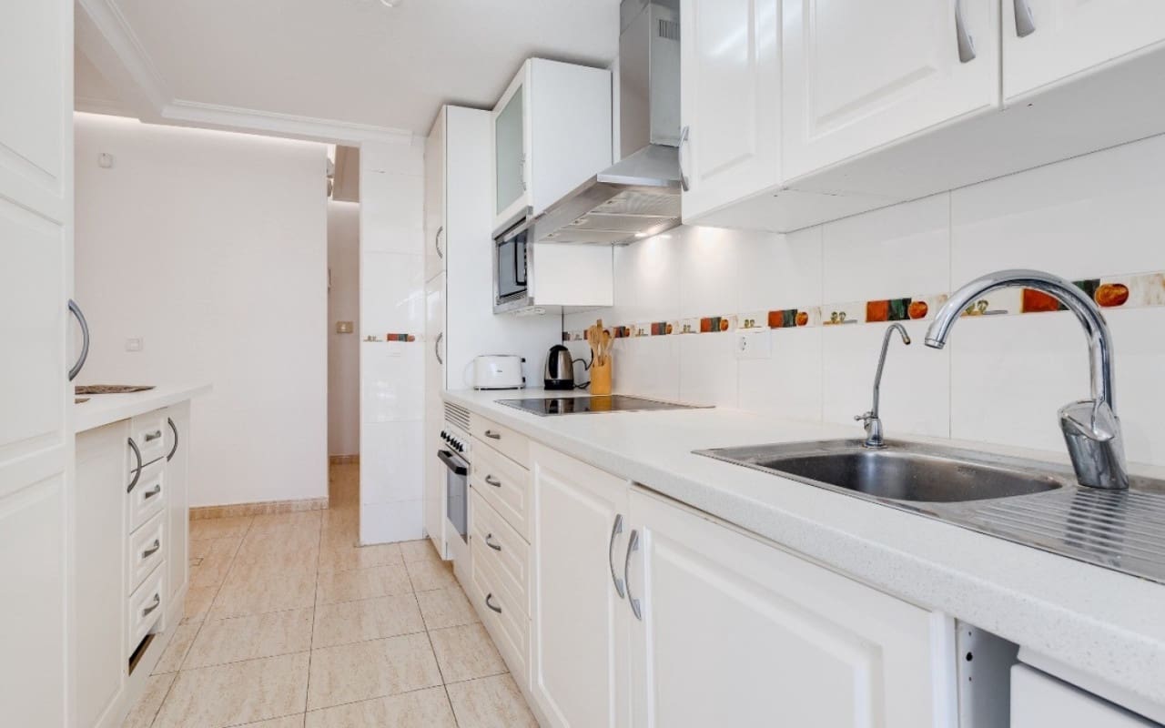 3 chambre Appartement à vendre à Playa Flamenca avec piscine - 339 000 € (Ref: 9927880)
