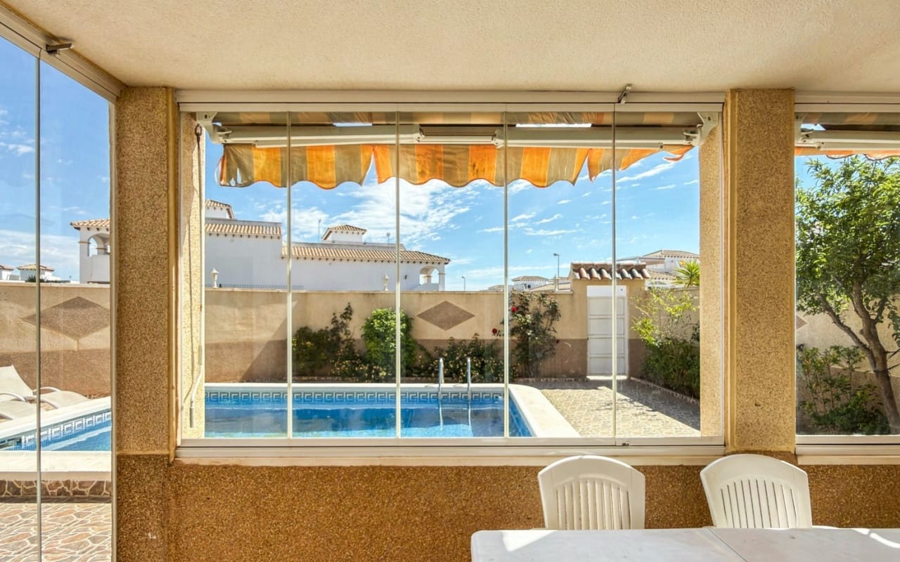 3 chambre Appartement à vendre à Playa Flamenca avec piscine - 339 000 € (Ref: 9927880)