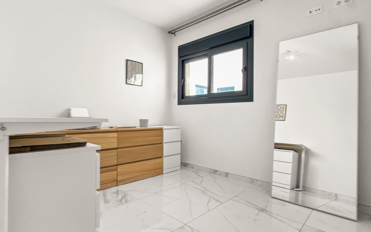 2 bedroom Penthouse for sale in Los Altos with pool - € 259,000 (Ref: 9927883)