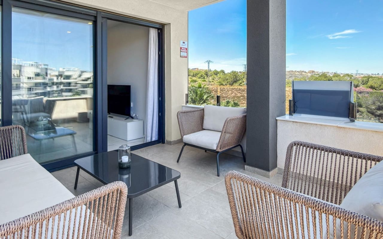 2 bedroom Penthouse for sale in Los Altos with pool - € 259,000 (Ref: 9927883)
