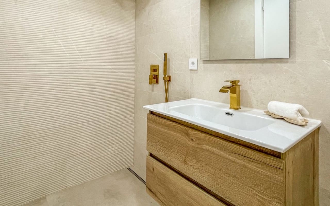 Apartamento Playa de 2 habitaciones en Torrevieja en venta - 265.000 € (Ref: 9927887)