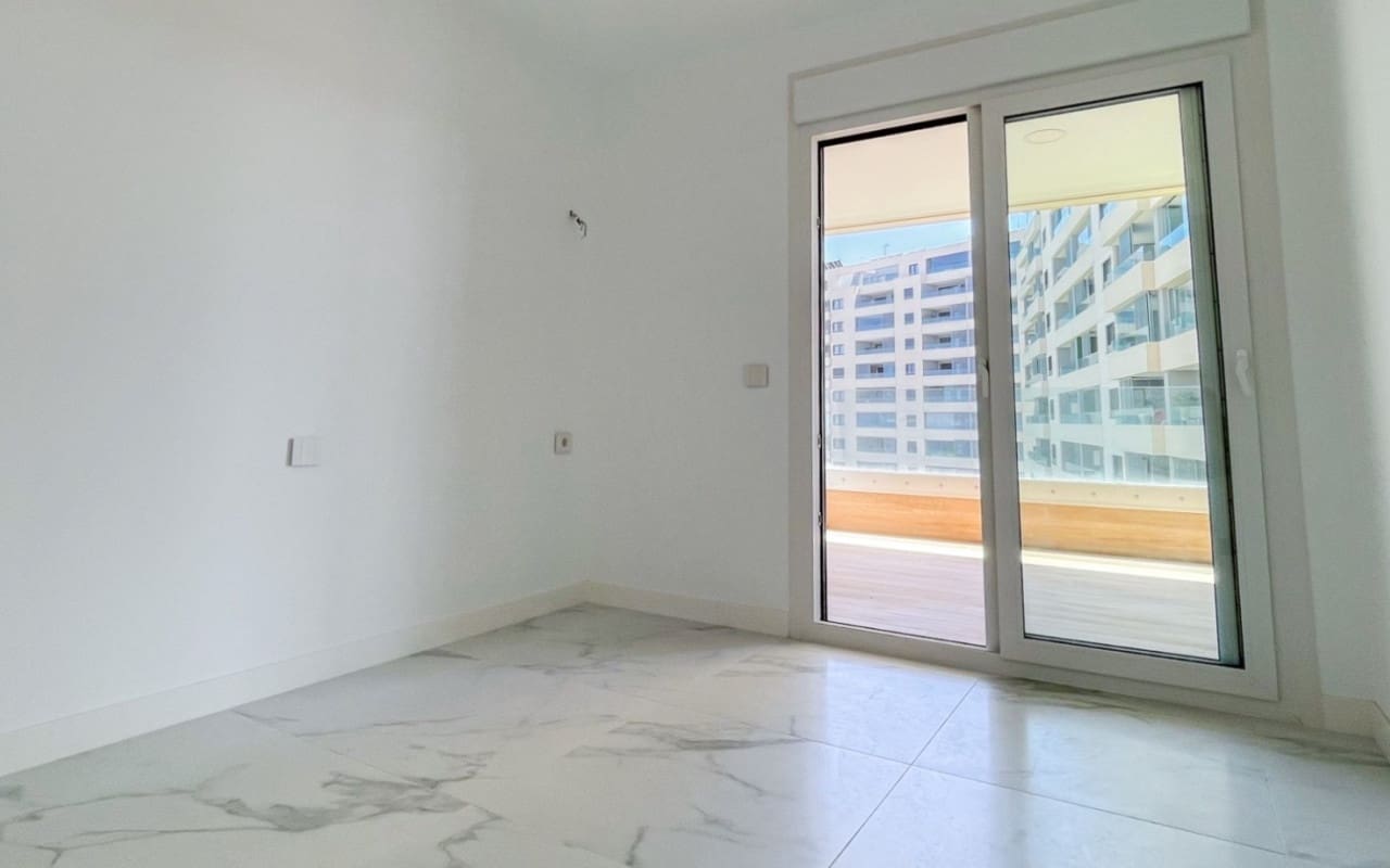 3 bedroom Beach Apartment for sale in Orihuela Costa with pool - € 579,900 (Ref: 9927888)