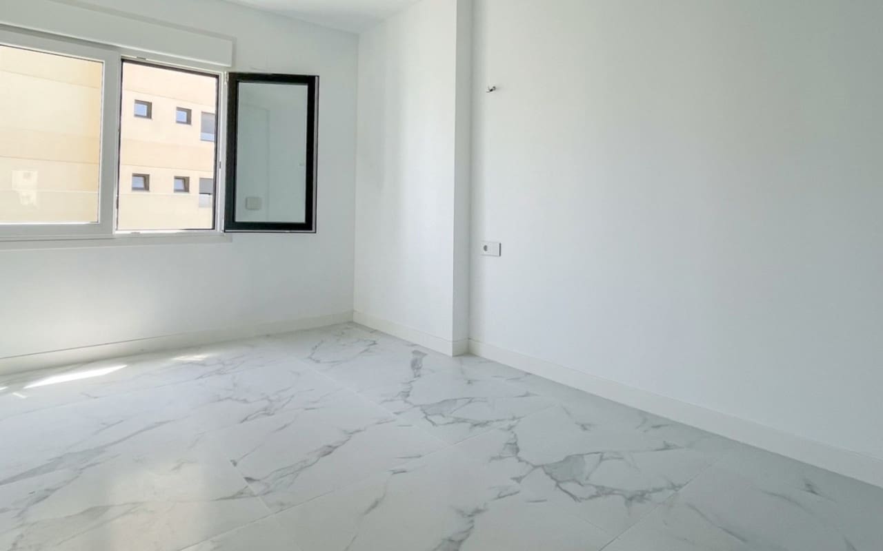 3 bedroom Beach Apartment for sale in Orihuela Costa with pool - € 579,900 (Ref: 9927888)