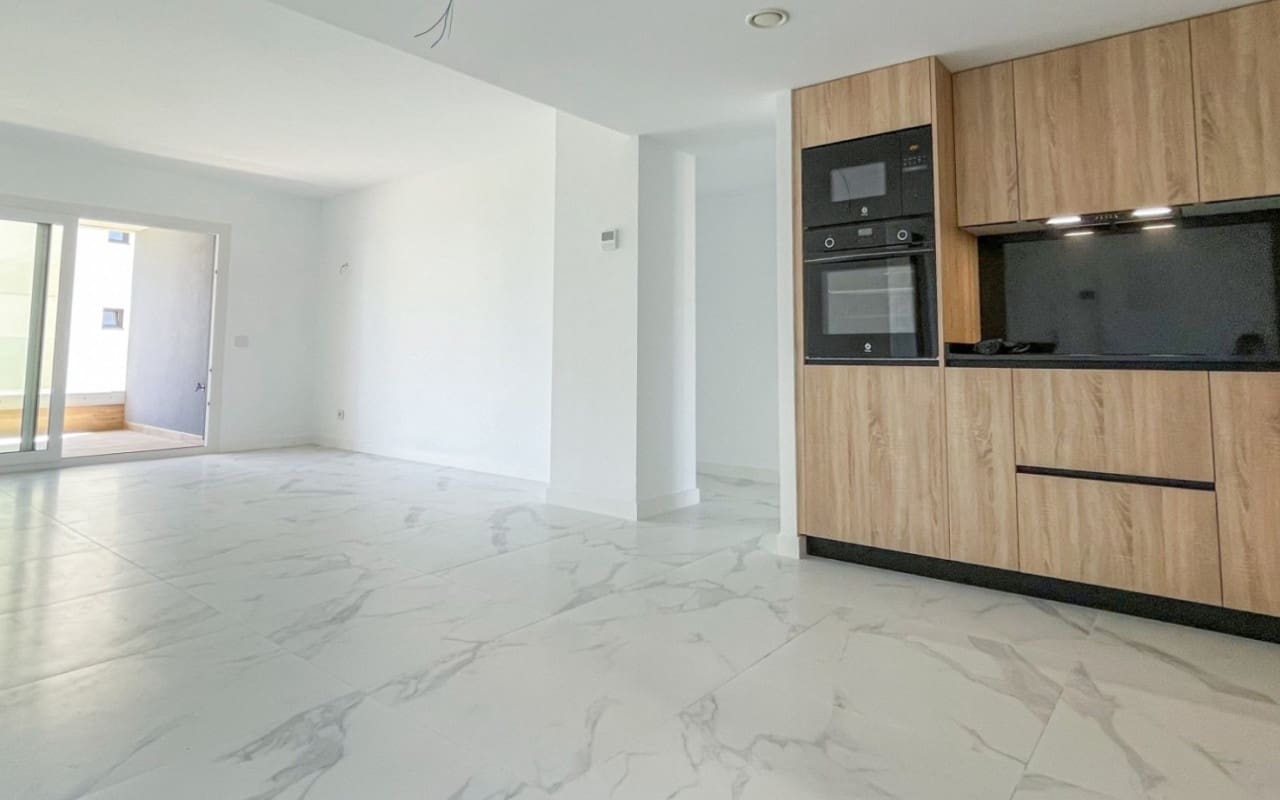 3 bedroom Beach Apartment for sale in Orihuela Costa with pool - € 579,900 (Ref: 9927888)