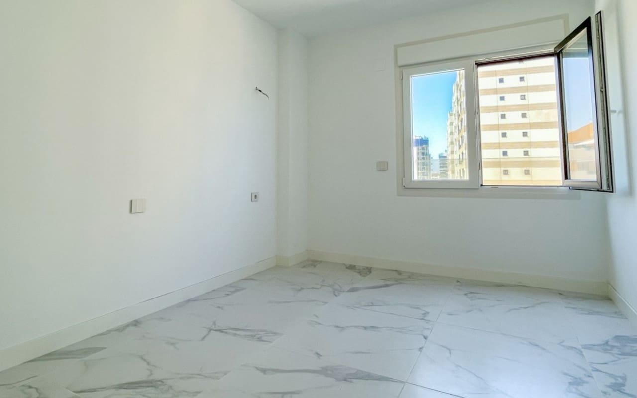 3 bedroom Beach Apartment for sale in Orihuela Costa with pool - € 579,900 (Ref: 9927888)
