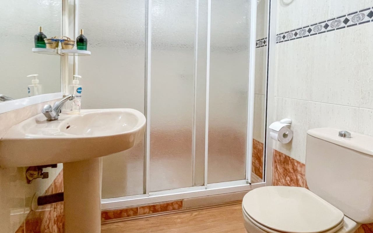 3 makuuhuone Huoneisto myytävänä paikassa Torrevieja mukana 
autotalli - 259 900 € (Ref: 9927889)