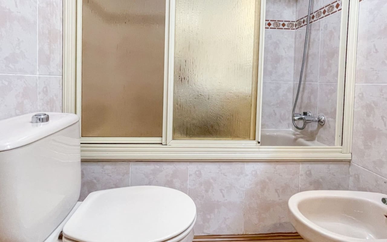 3 makuuhuone Huoneisto myytävänä paikassa Torrevieja mukana 
autotalli - 259 900 € (Ref: 9927889)