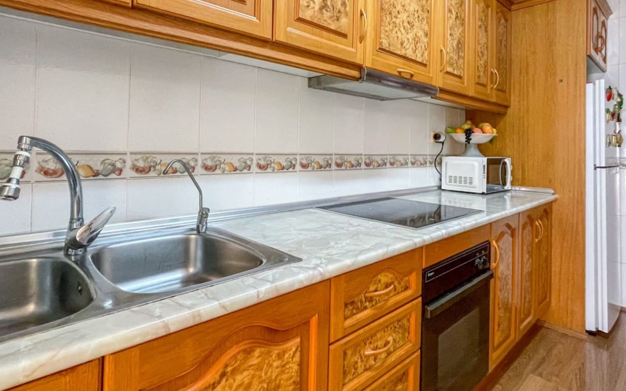 3 makuuhuone Huoneisto myytävänä paikassa Torrevieja mukana 
autotalli - 259 900 € (Ref: 9927889)