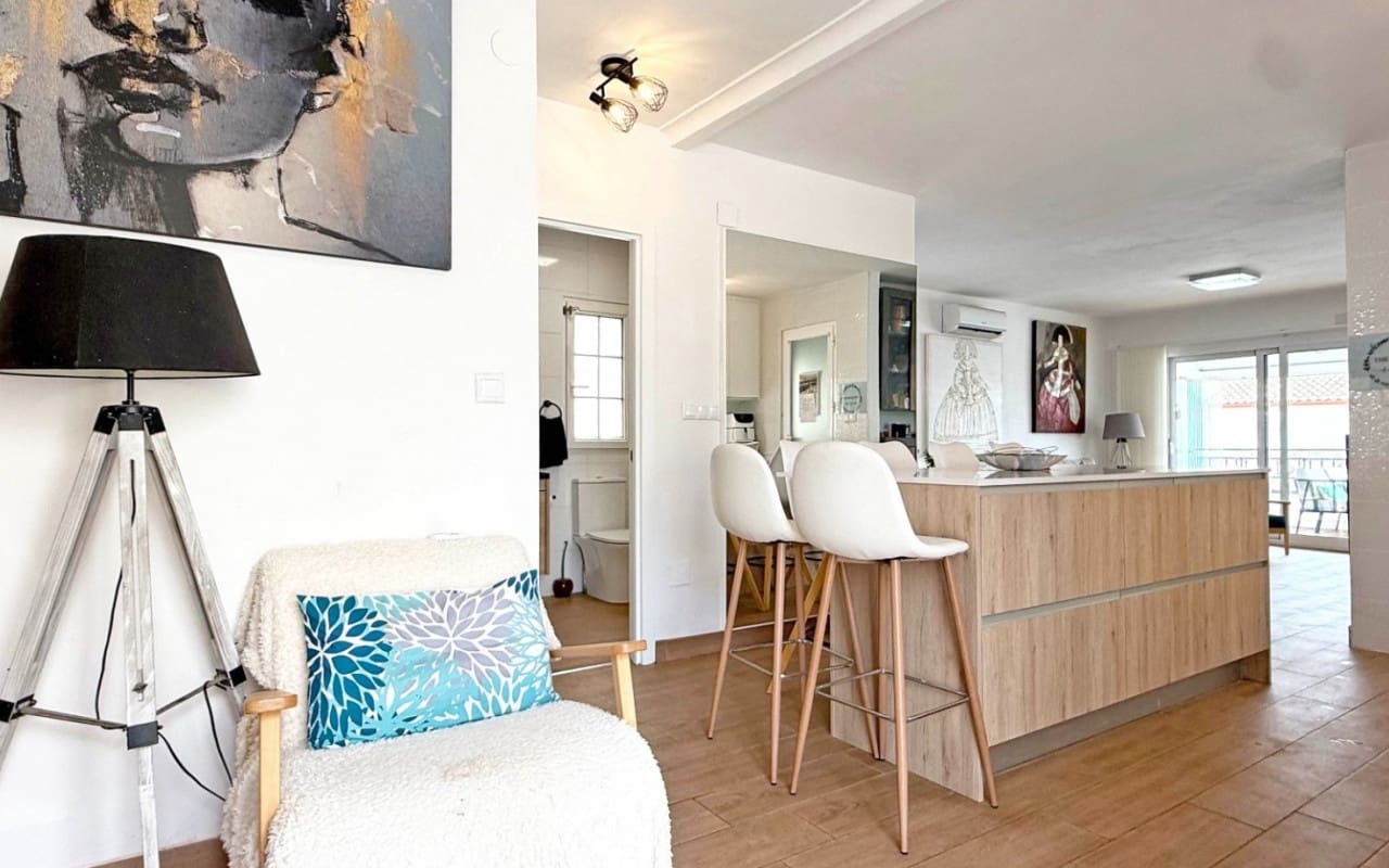 3 makuuhuone Huvila myytävänä paikassa Villamartin mukana uima-altaan - 424 900 € (Ref: 9932289)