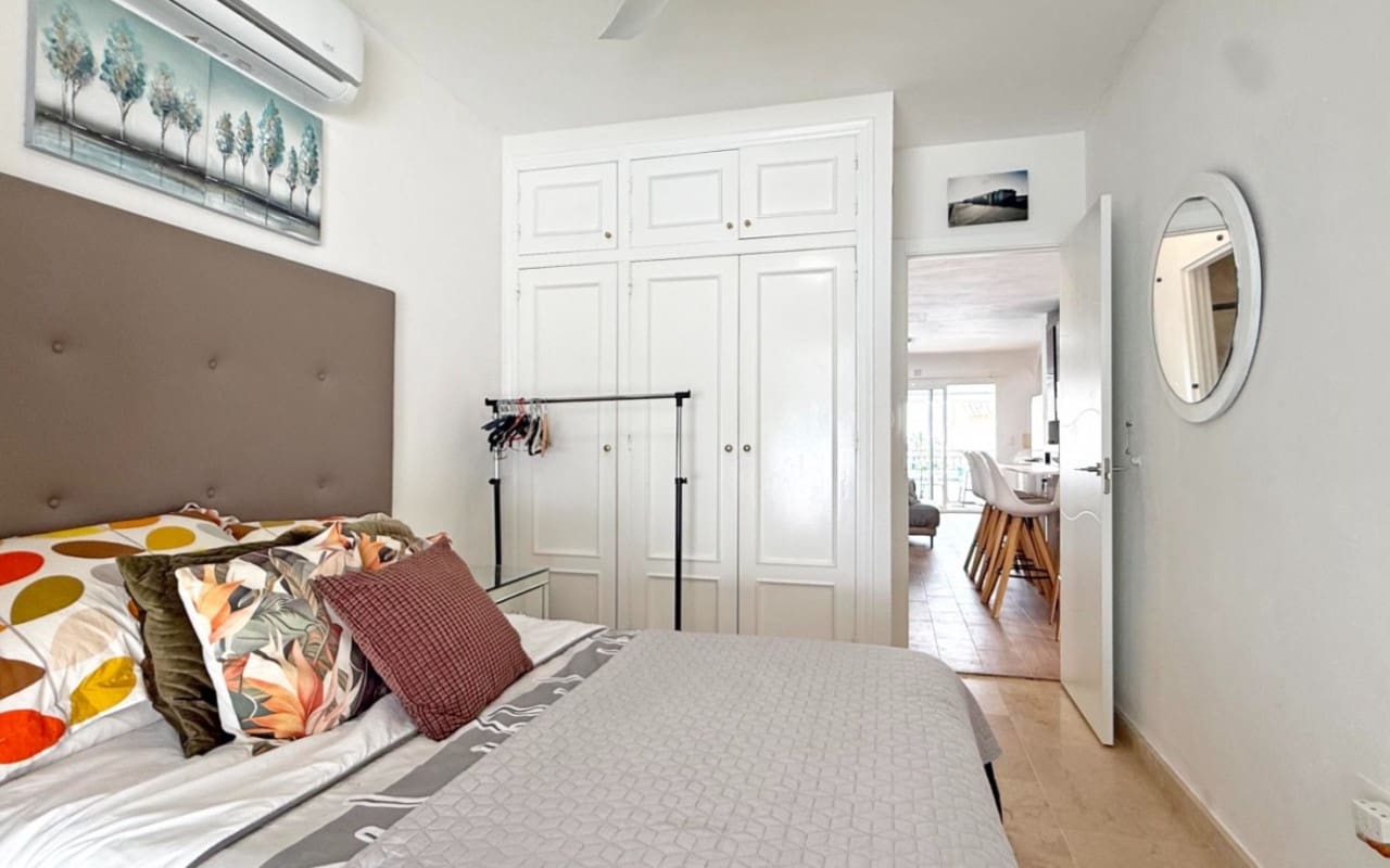 3 makuuhuone Huvila myytävänä paikassa Villamartin mukana uima-altaan - 424 900 € (Ref: 9932289)