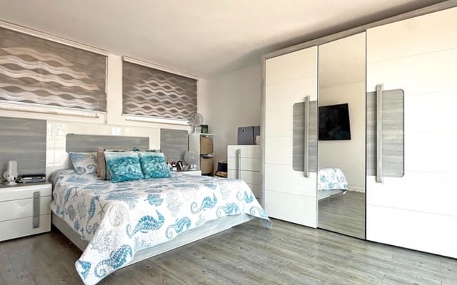 3 makuuhuone Huvila myytävänä paikassa Villamartin, Orihuela mukana uima-altaan - 424 900 € (Ref: 9932289)