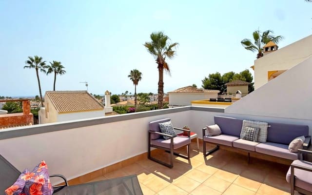 3 makuuhuone Huvila myytävänä paikassa Villamartin, Orihuela mukana uima-altaan - 424 900 € (Ref: 9932289)