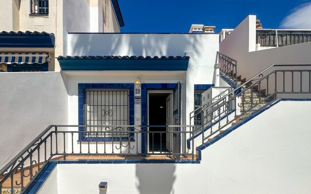 2 soverom Hus til salgs i Los Dolses med svømmebasseng - € 215 000 (Ref: 9934455)