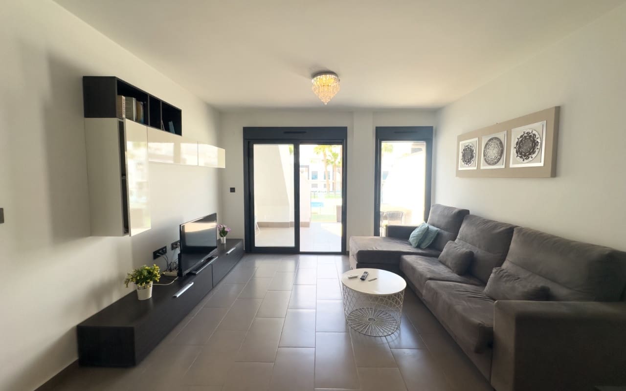 2 soverom Hus til salgs i La Zenia med svømmebasseng - € 339 000 (Ref: 9934456)