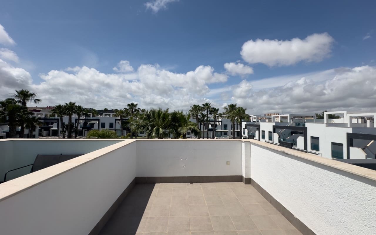 2 soverom Hus til salgs i La Zenia med svømmebasseng - € 339 000 (Ref: 9934456)