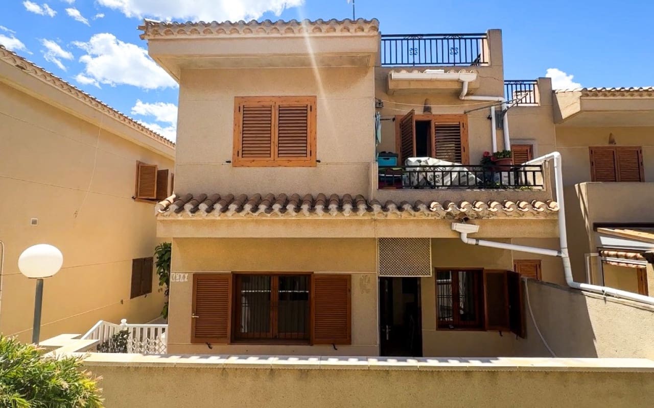2 soverom Hus til salgs i Playa Flamenca med svømmebasseng - € 185 000 (Ref: 9934457)