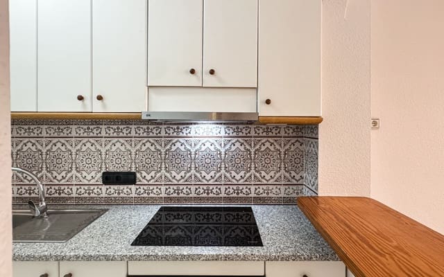 2 soverom Hus til salgs i Playa Flamenca, Orihuela med svømmebasseng - € 185 000 (Ref: 9934457)