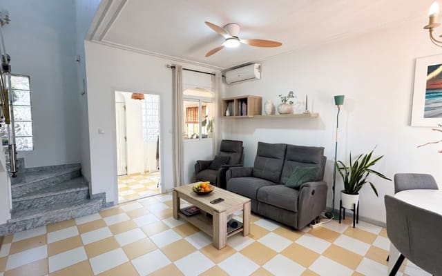 3 soverom Villa til salgs i Aguas Nuevas, Torrevieja - € 399 000 (Ref: 9934458)