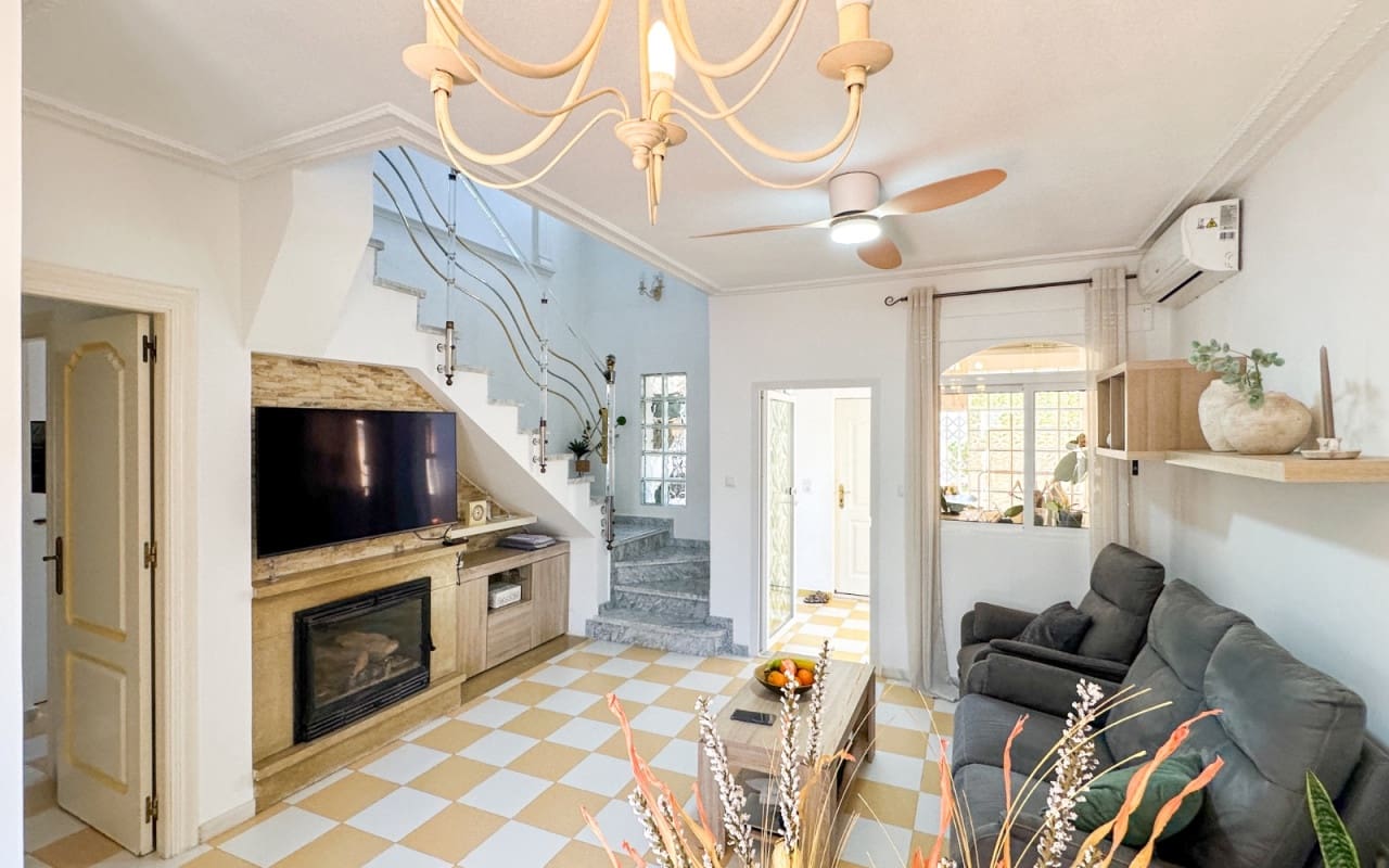 3 chambre Villa/Maison à vendre à Torrevieja - 399 000 € (Ref: 9934458)