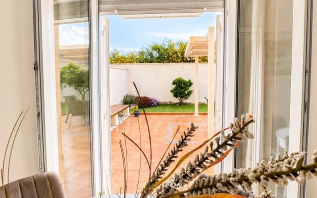 3 soverom Villa til salgs i Aguas Nuevas, Torrevieja - € 399 000 (Ref: 9934458)