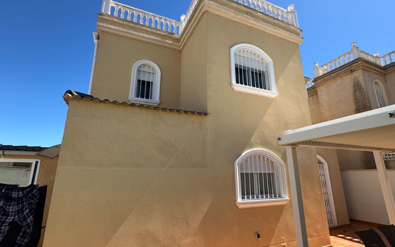 3 chambre Villa/Maison à vendre à Torrevieja - 399 000 € (Ref: 9934458)