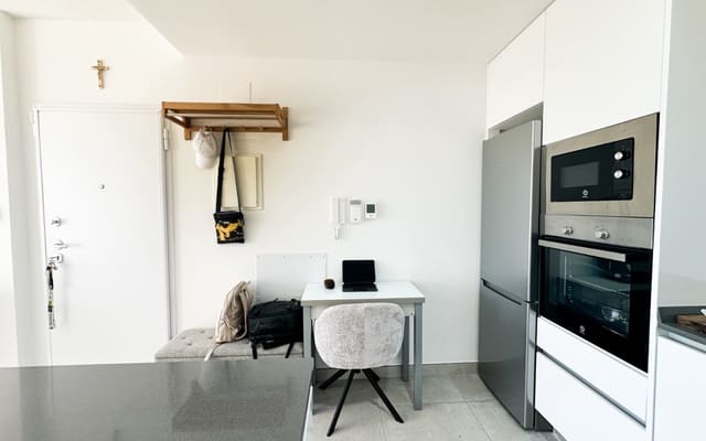 2 soveværelse Byhus til salg i Villamartin, Orihuela med swimmingpool - € 319.000 (Ref: 9934459)
