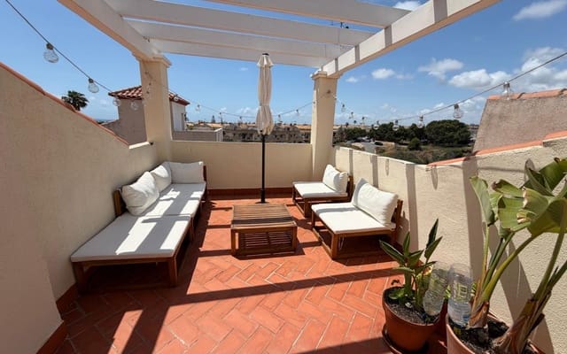 2 soverom Hus til salgs i Playa Flamenca, Orihuela med svømmebasseng - € 198 000 (Ref: 9934460)