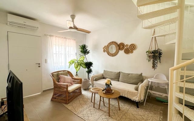 2 soverom Hus til salgs i Playa Flamenca, Orihuela med svømmebasseng - € 198 000 (Ref: 9934460)
