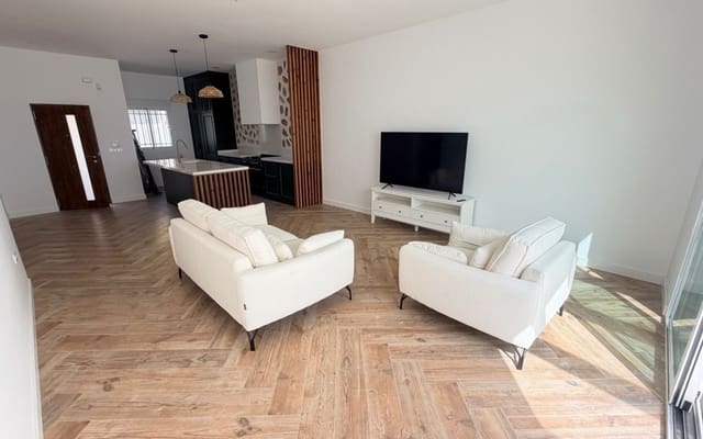 3 quarto Casa em Banda para venda em Catral - 270 000 € (Ref: 9934462)