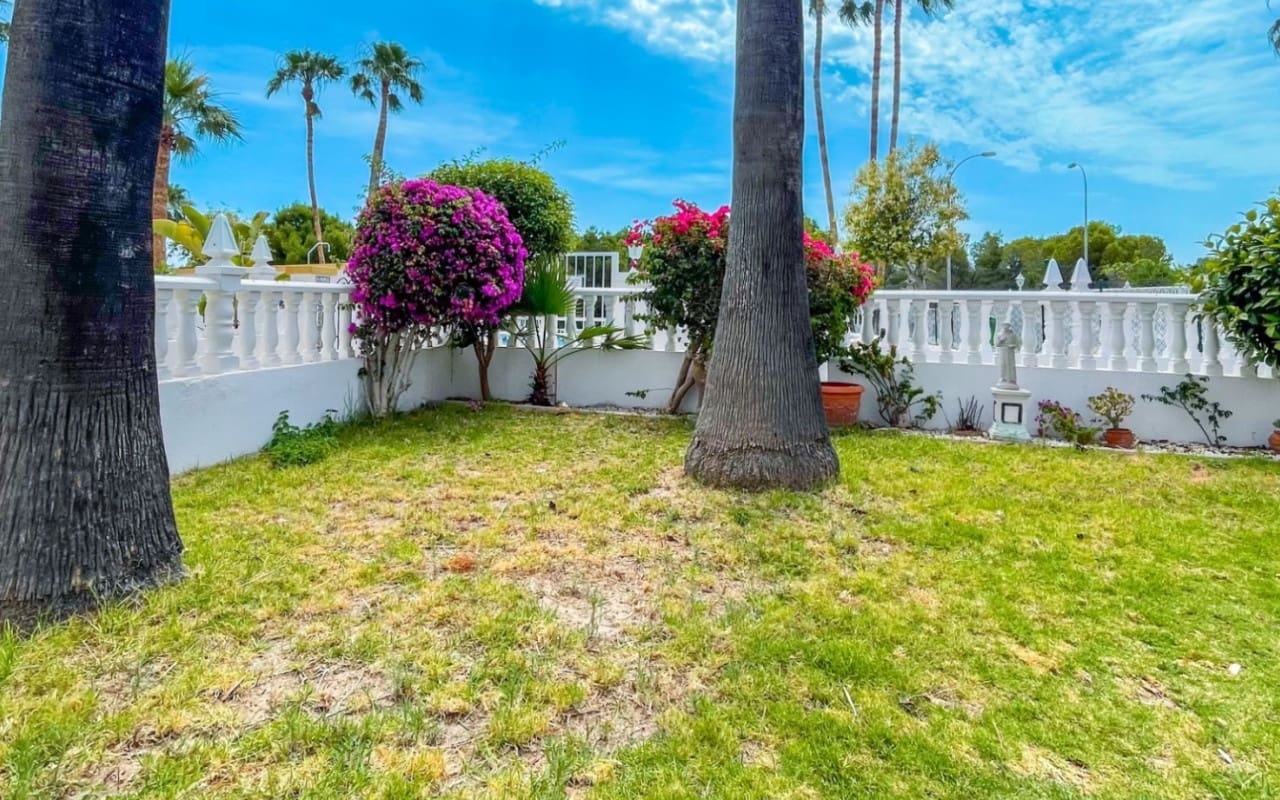 4 sypialnia Dom na sprzedaż w Orihuela Costa z basenem - 295 000 € (Ref: 9934466)