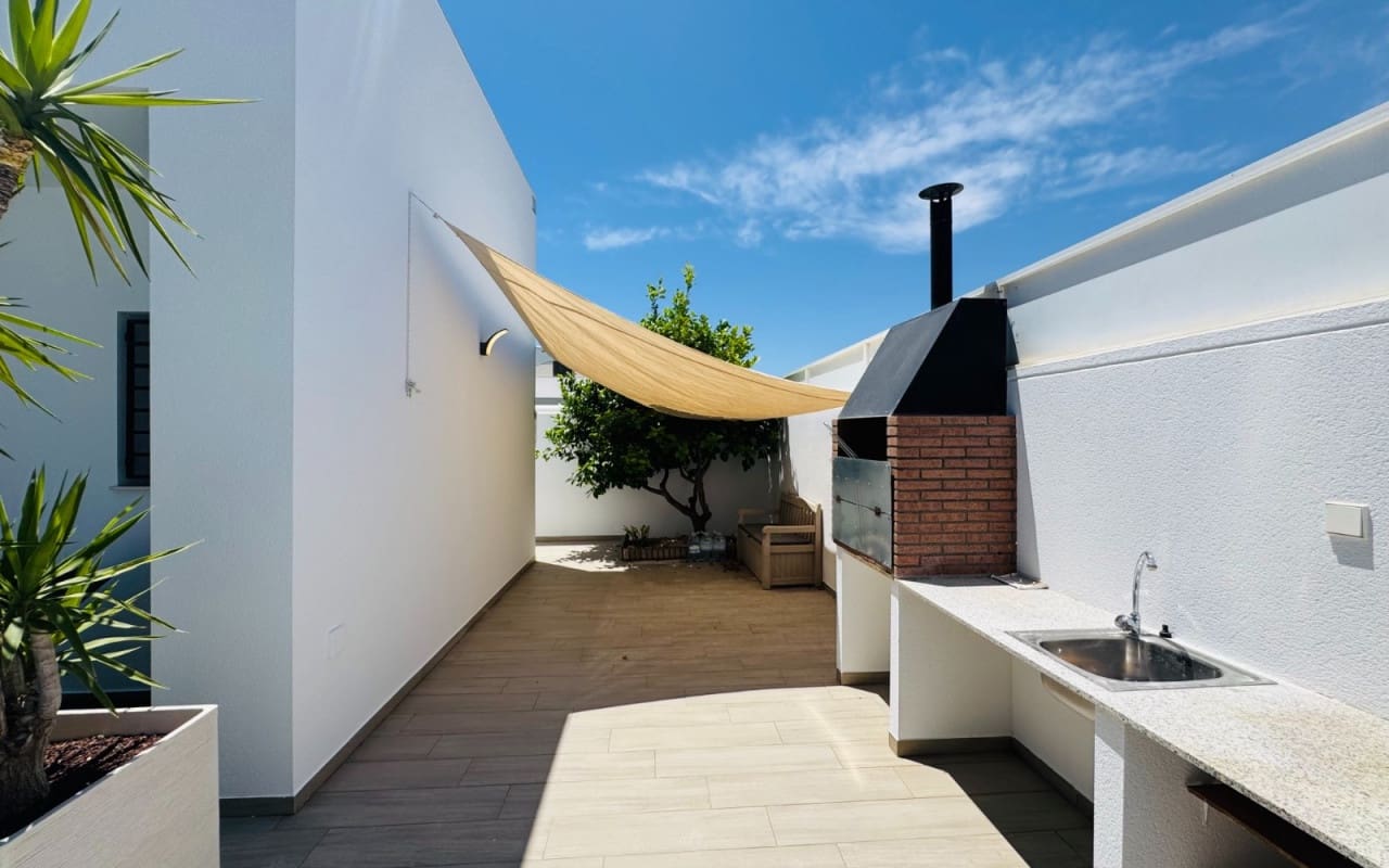 3 soverom Villa til salgs i Lo Pagan med svømmebasseng - € 550 000 (Ref: 9934467)