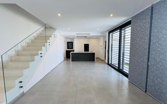 3 soverom Villa til salgs i Lo Pagan, San Pedro del Pinatar med svømmebasseng - € 550 000 (Ref: 9934467)
