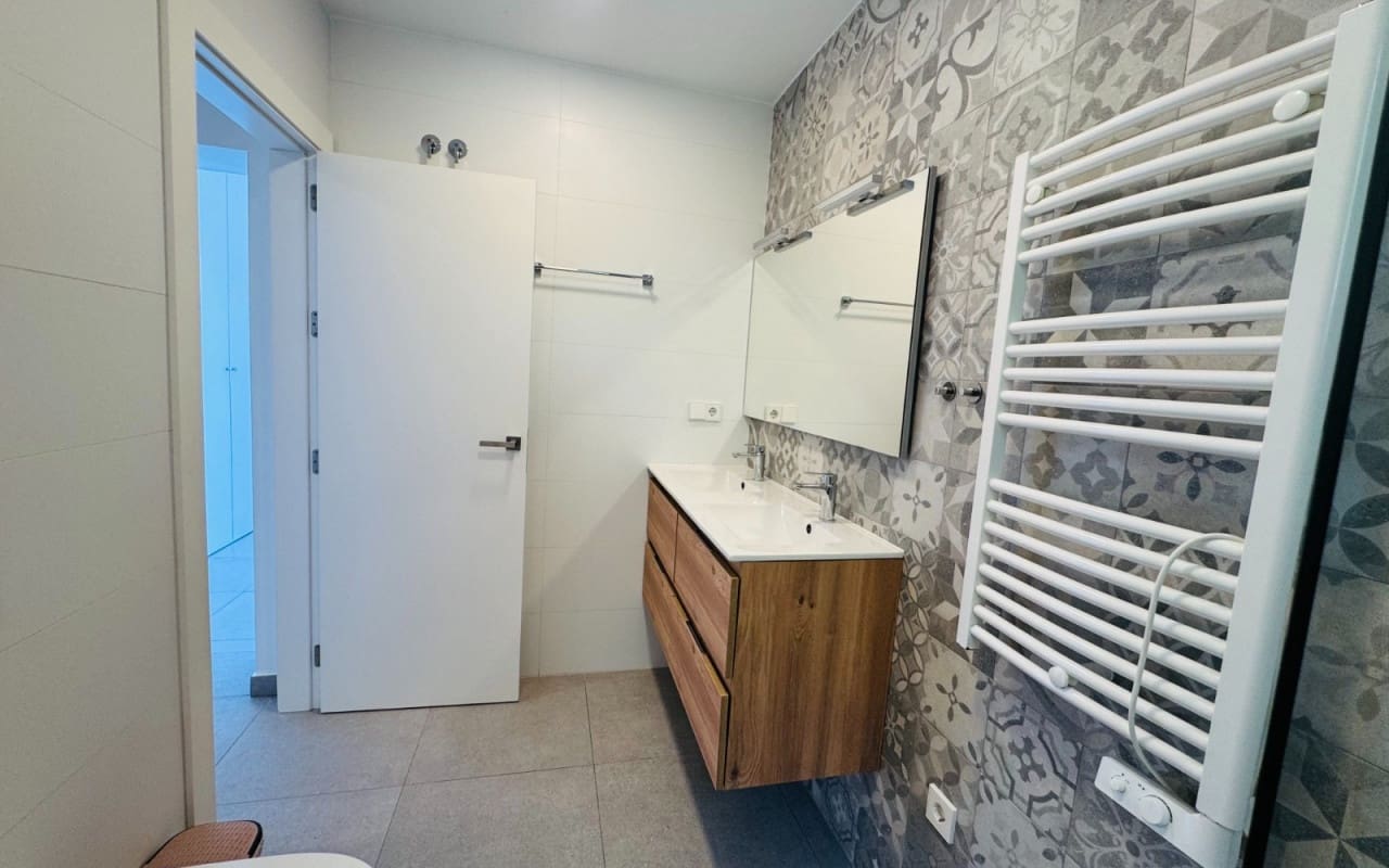 3 soverom Villa til salgs i Lo Pagan med svømmebasseng - € 550 000 (Ref: 9934467)