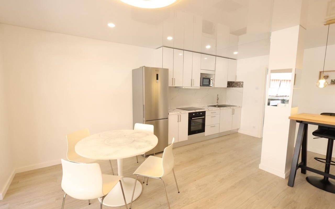 3 sovrum Strandlägenhet till salu i Torrevieja - 230 000 € (Ref: 9934473)