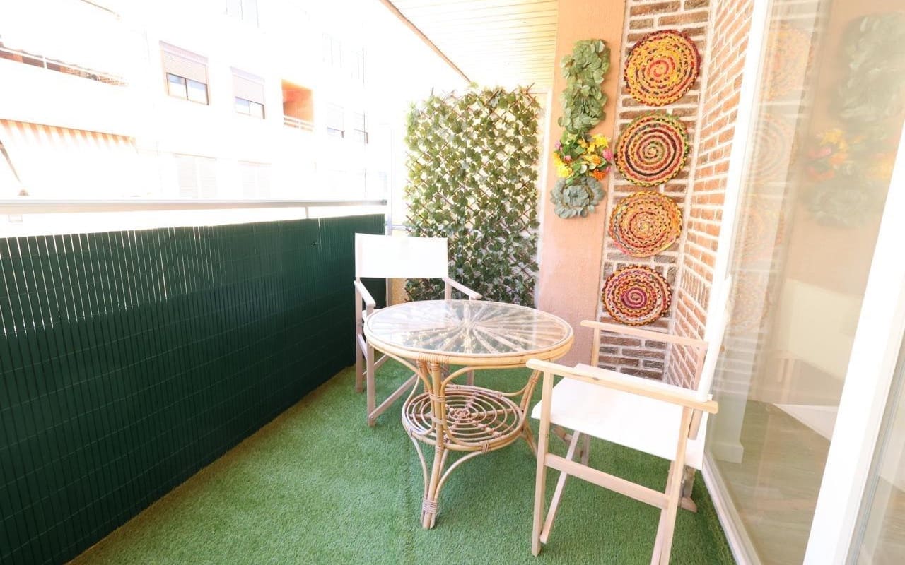 3 sovrum Strandlägenhet till salu i Torrevieja - 230 000 € (Ref: 9934473)