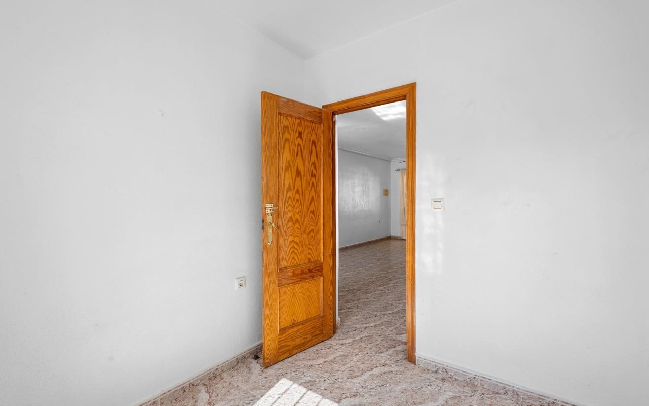 3 bedroom Townhouse for sale in Filipinas with pool - € 189,000 (Ref: 9934474)