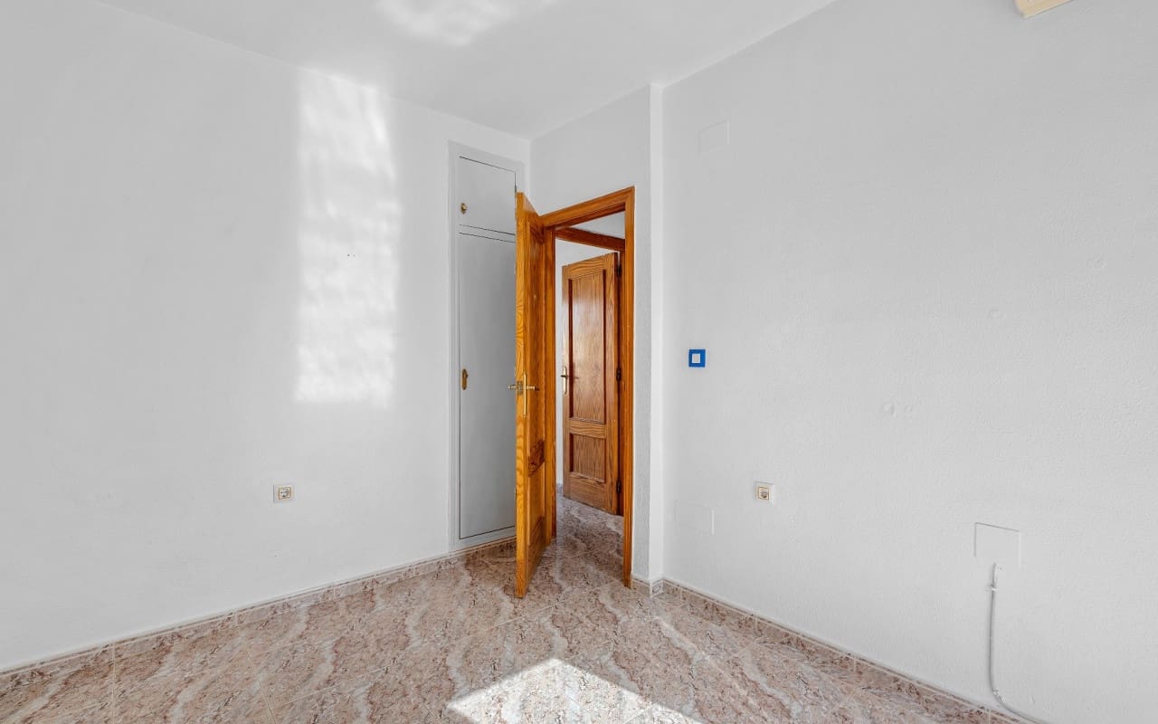 3 bedroom Townhouse for sale in Filipinas with pool - € 189,000 (Ref: 9934474)