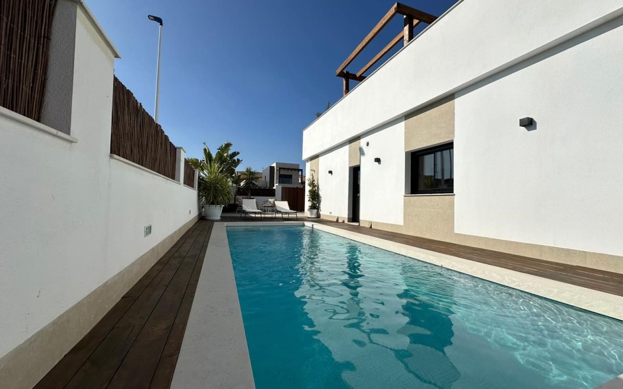2 soverom Hus til salgs i Santiago de la Ribera med svømmebasseng - € 444 500 (Ref: 9934475)