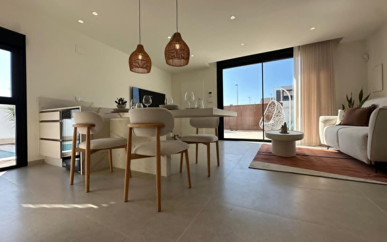 2 soverom Hus til salgs i Santiago de la Ribera med svømmebasseng - € 444 500 (Ref: 9934475)